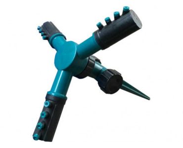 3-Way Garden Sprinkler complete with Stake
